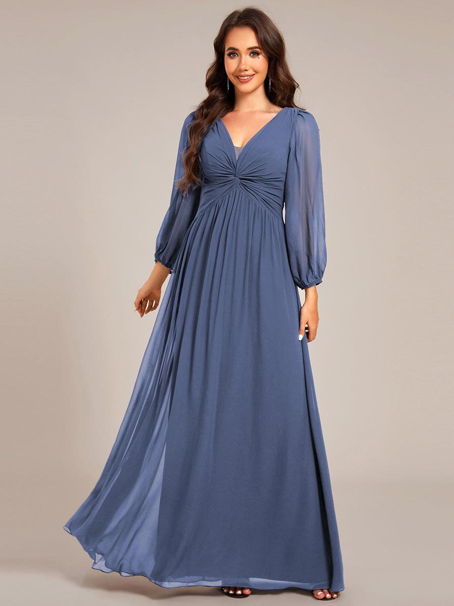 Elegant Chiffon Pleated A-Line Formal Dress with Long Sleeves