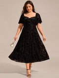 Plus Size Sweetheart Velvet Wedding Guest Dress with Short Sleeve