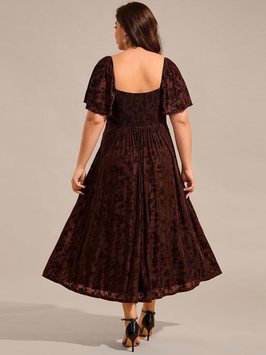 Plus Size Sweetheart Velvet Wedding Guest Dress with Short Sleeve