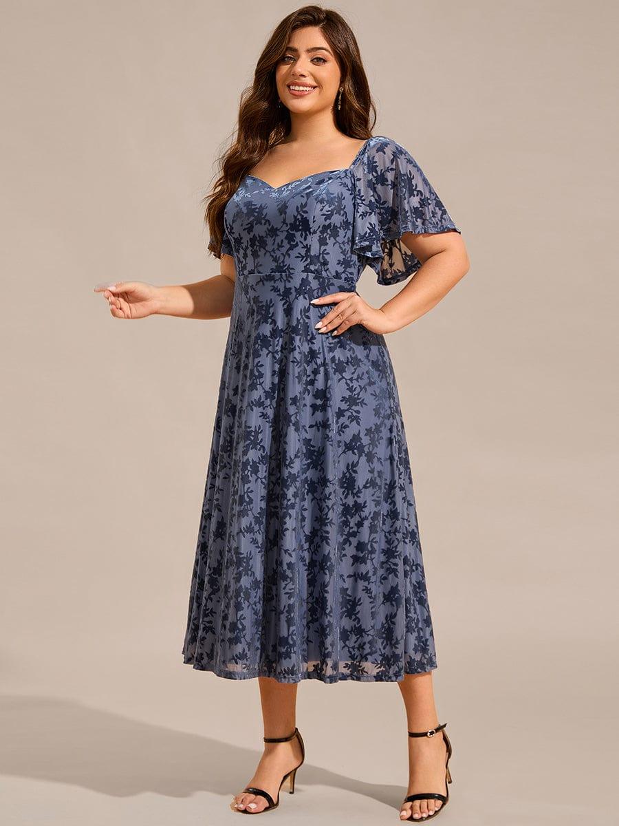 Plus Size Sweetheart Velvet Wedding Guest Dress with Short Sleeve