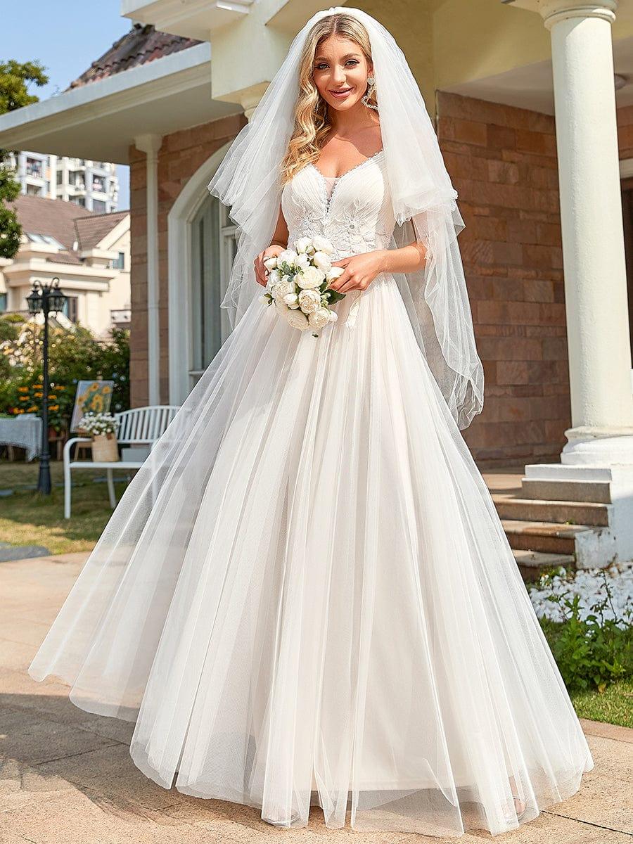 Classy Strap V-Neck Lace Applique Tulle Wedding Dress