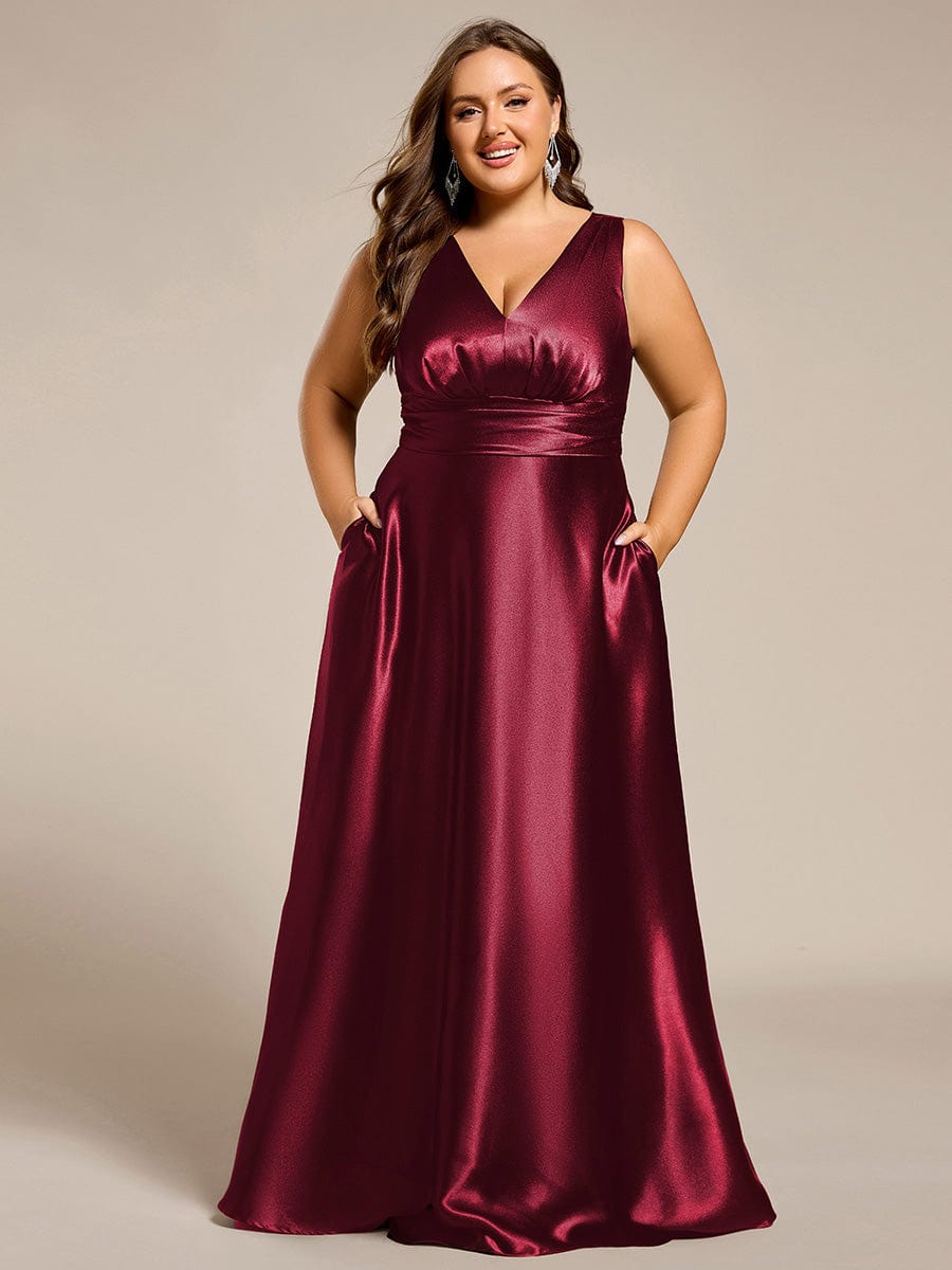 Plus Size V-Neck Empire Waist Bridesmaid Dress with Pockets