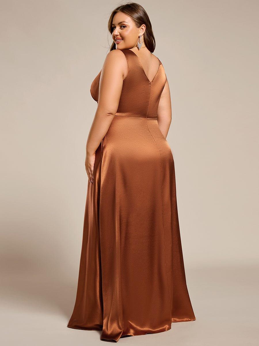Plus Size V-Neck Empire Waist Bridesmaid Dress with Pockets