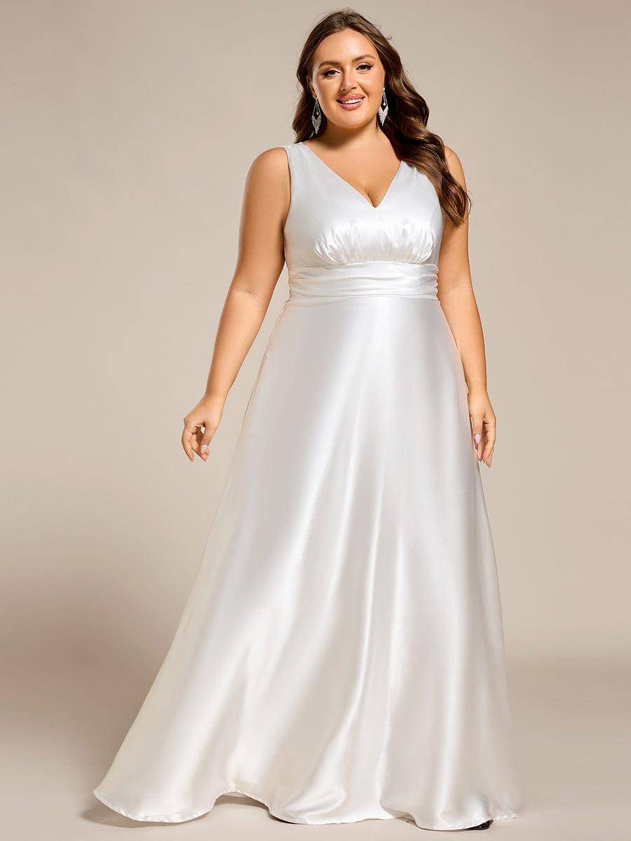 Plus Size V-Neck Empire Waist Bridesmaid Dress with Pockets
