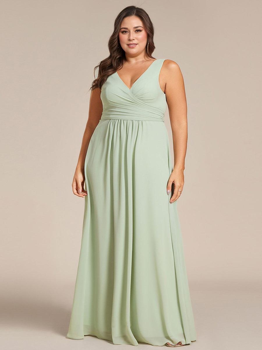 Plus Size Sleeveless Pleated Chiffon Bridesmaid Dress
