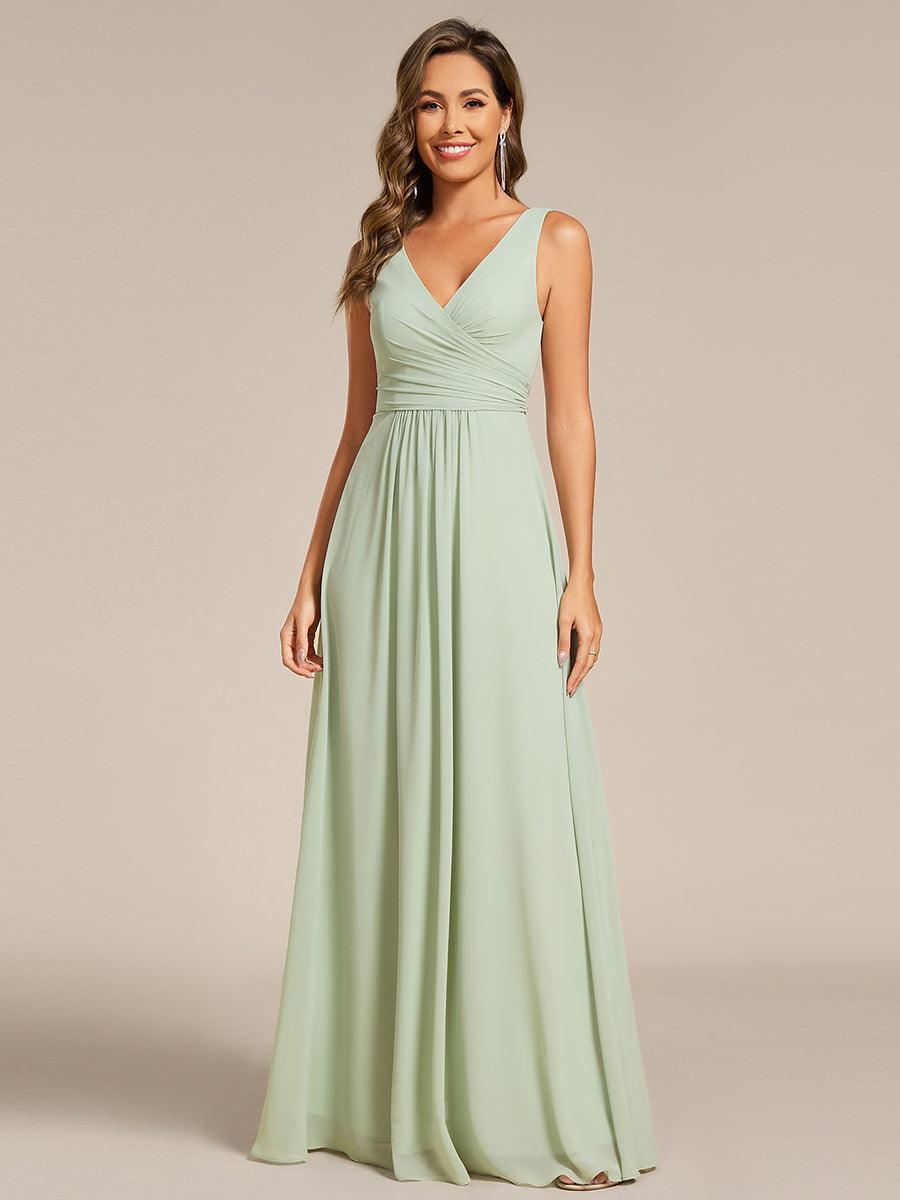 Simple V-Neck Sleeveless Pleated Chiffon Bridesmaid Dress